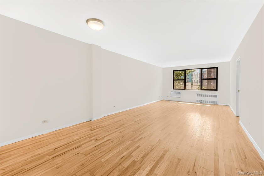 An exceptional opportunity to own a spacious two-bedroom - photo 4