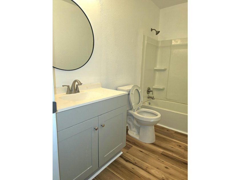 Don't miss this remodeled home in the heart of James Island! - photo 9