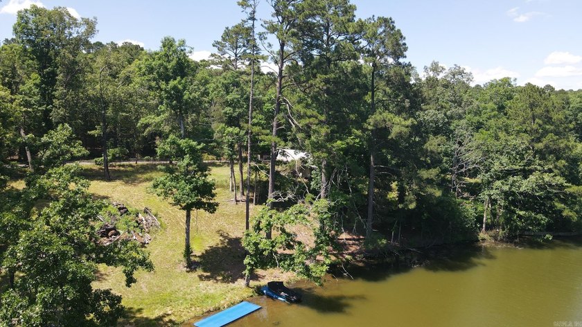 129 Ft of Lake Hamilton Waterfront | Build-Ready .75-Acre Lot | - photo 9