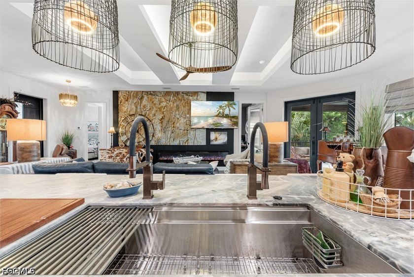 A One-of-a-Kind TREND SETTING Masterpiece on the Water! Welcome - photo 3