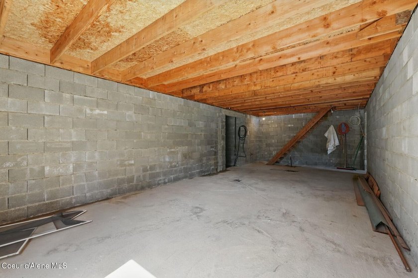 Imagine the possibilities of completing your dream ski retreat! - photo 24