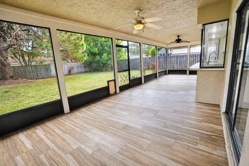 Beautifully Updated 3 Bedroom, 2 Bath home Located in the heart - photo 24