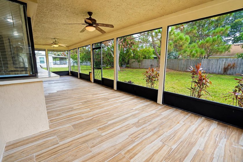 Beautifully Updated 3 Bedroom, 2 Bath home Located in the heart - photo 25