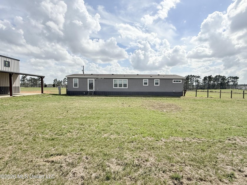 Nestled on a serene 21-acre parcel in the highly regarded West - photo 30