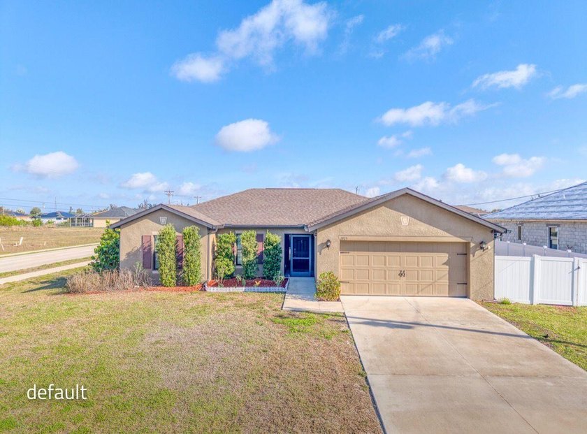 Discover this charming single-family home built in 2018 - photo 2