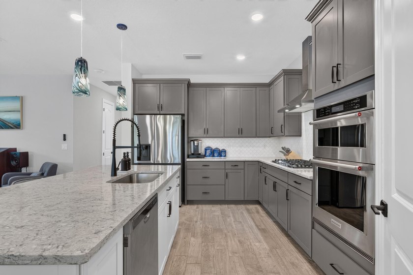Better Than New! Welcome to this exceptional 4-bedroom Mystique - photo 13