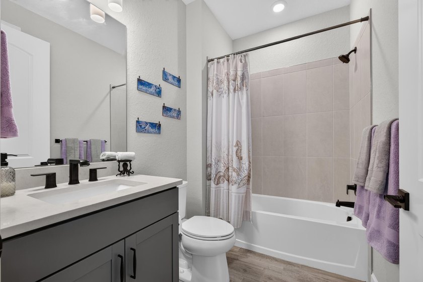 Better Than New! Welcome to this exceptional 4-bedroom Mystique - photo 21