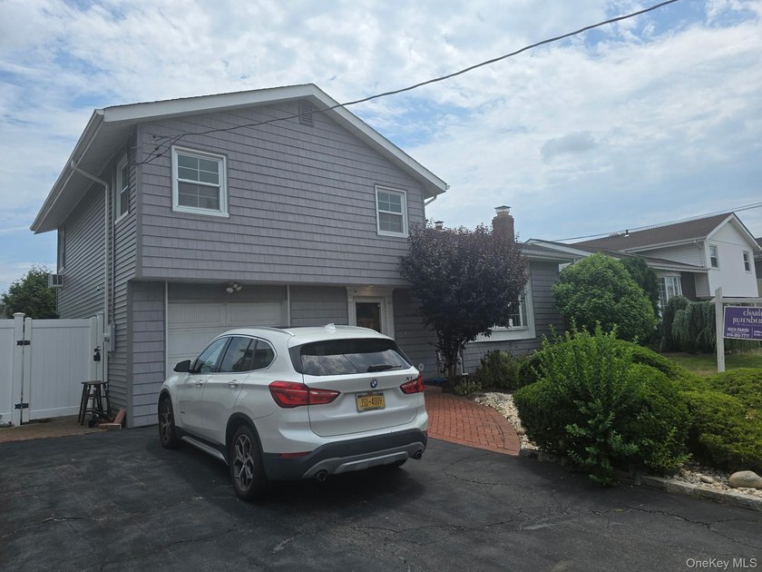 Attention All Buyers! Diamond in the rough. Location, Location! - photo 4