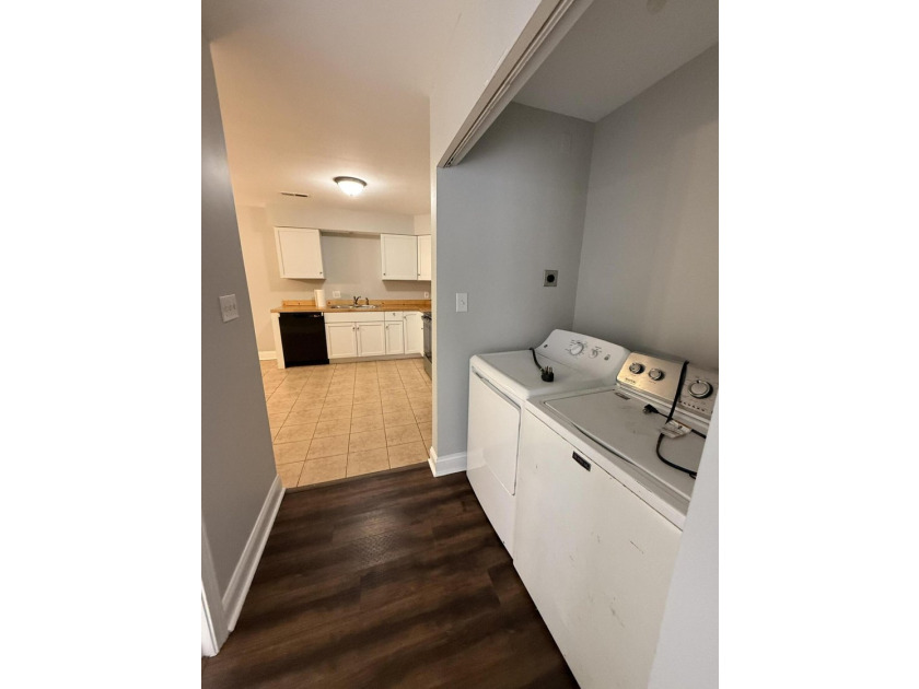 Fantastic opportunity to acquire possibly the biggest Quadplex - photo 8