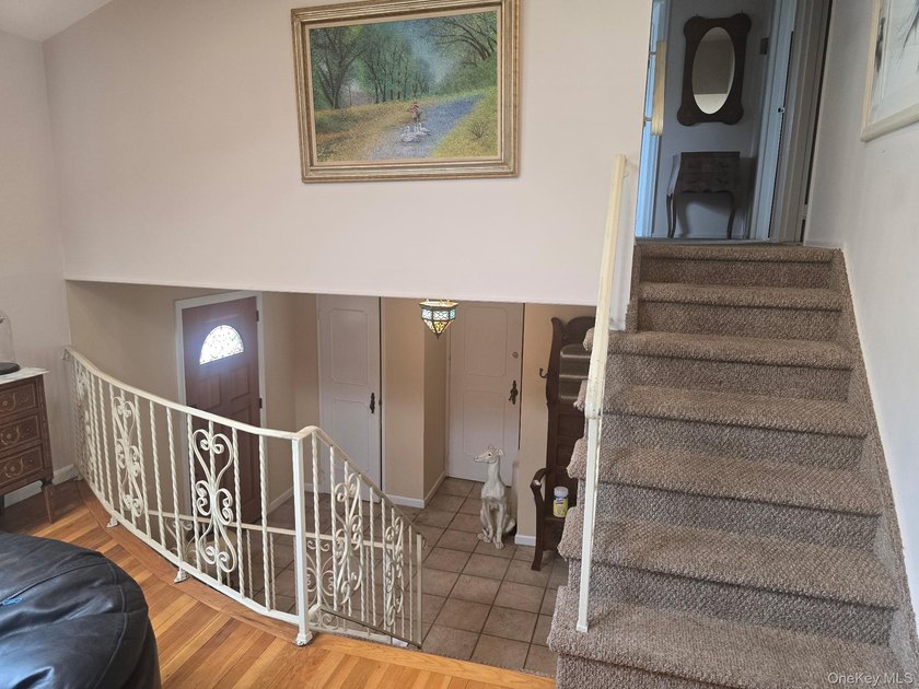 Attention All Buyers! Diamond in the rough. Location, Location! - photo 8