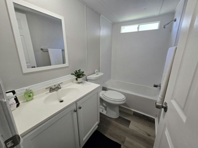 If you're looking for a beautiful place to call home, consider - photo 3