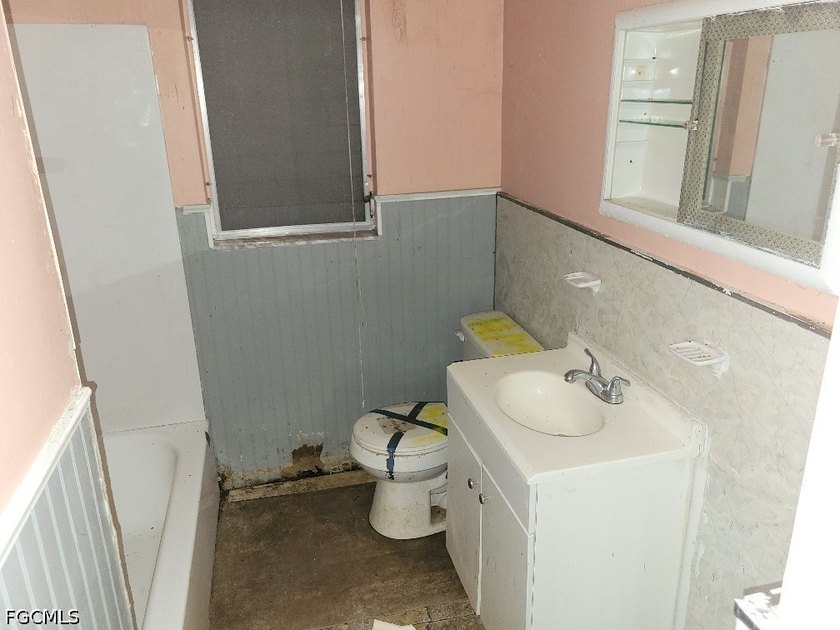 **INVESTOR SPECIAL** REHAB OPPORTUNITY! Possible GREAT RENTAL! - photo 8