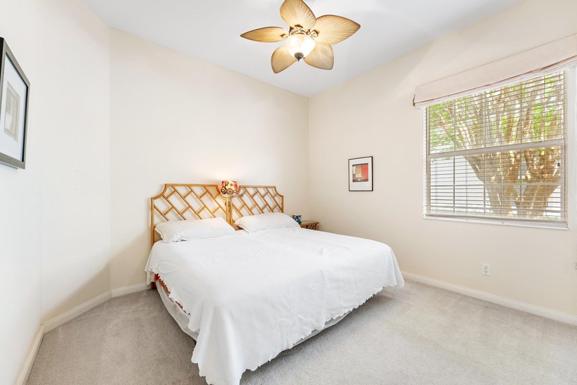 Rare opportunity in Abacoa! This desirable single-story floor - photo 8