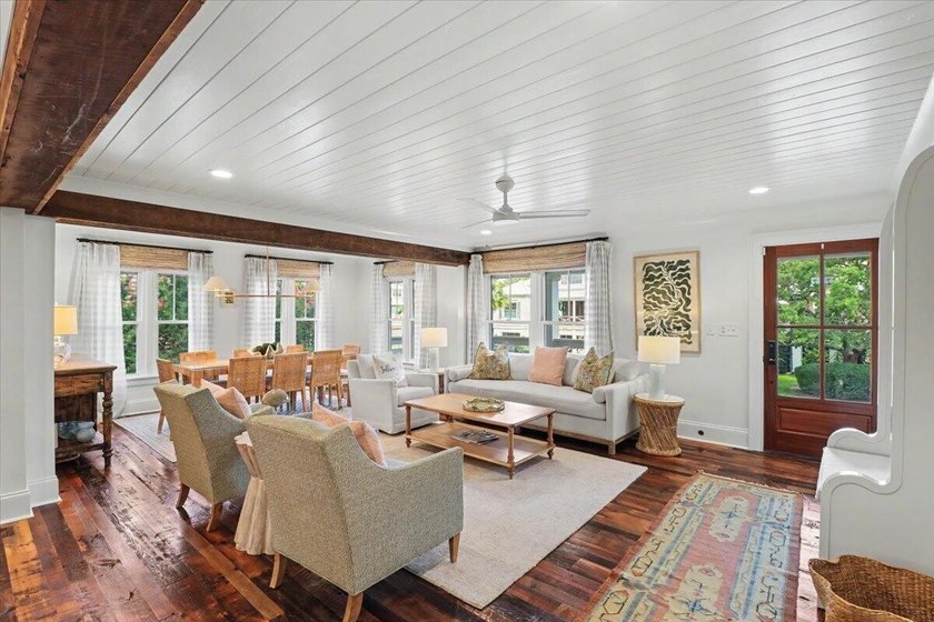 Welcome to your own Sullivan's Island retreat, where timeless - photo 7