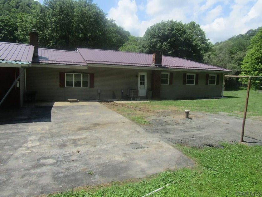 Nestled on 5.6 beautiful wooded acres in scenic Lower Turkeyfoot - photo 12