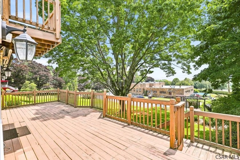 Welcome to 725 Wayne Street, a stunning and meticulously - photo 48