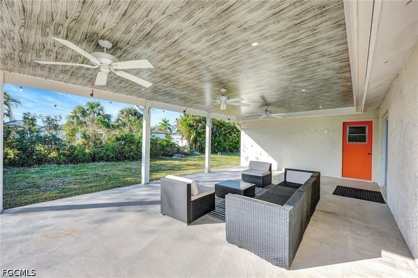 Beautifully updated home situated on a spacious lot in a - photo 5