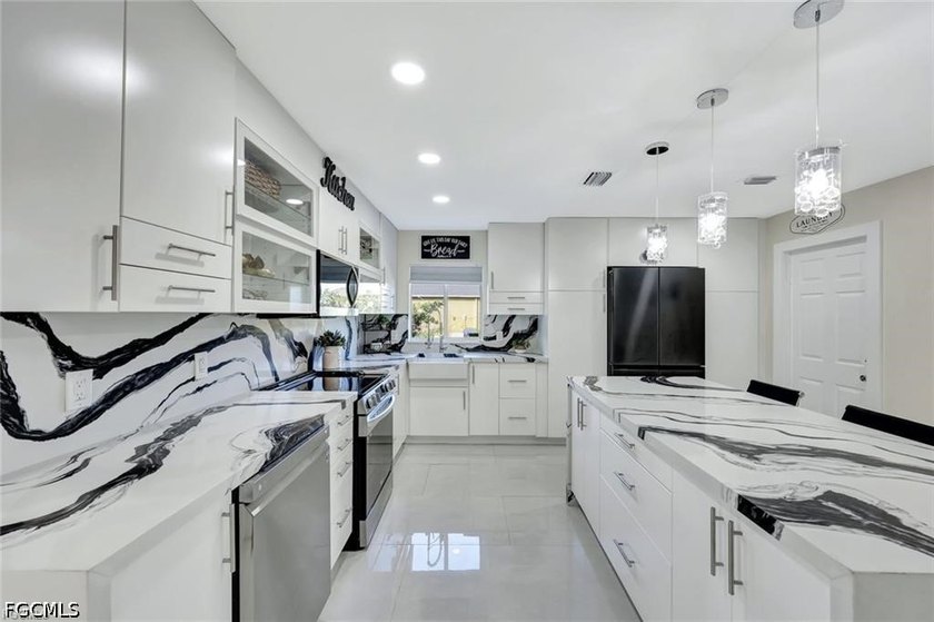 Beautifully updated home situated on a spacious lot in a - photo 8