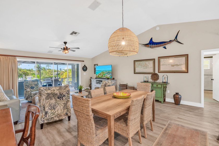 Welcome to modern coastal living in the gem of the Florida Keys - photo 7