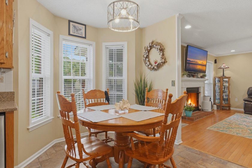 Welcome to 5505 Indigo Makers Trace! This beautifully maintained - photo 7