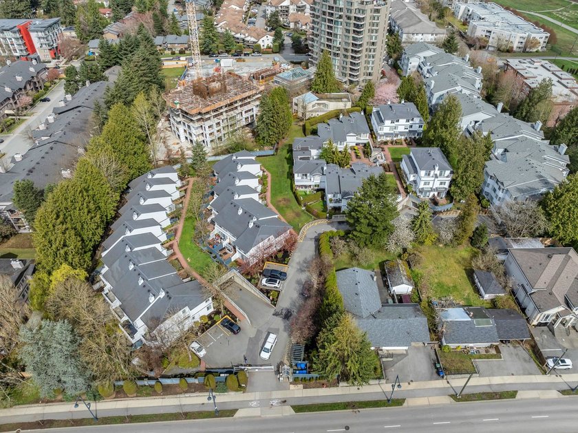 Welcome to The Odyssey! This spacious 1,742 sq ft townhouse is - photo 2