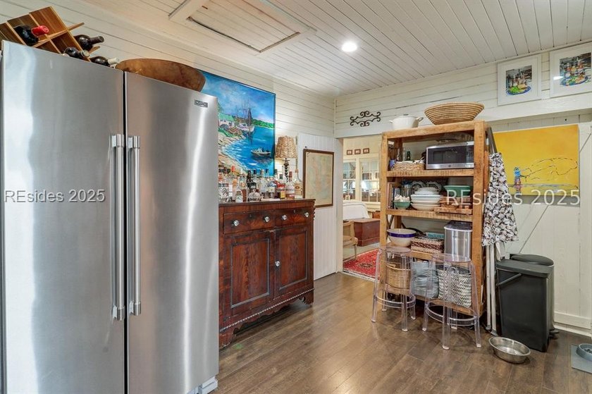11 Whiting Street is the quintessential Brighton Beach cottage - photo 15