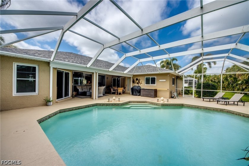 This Northern Exposure 4 Bedroom, 2 Bath, 3 Car Garage home - photo 4
