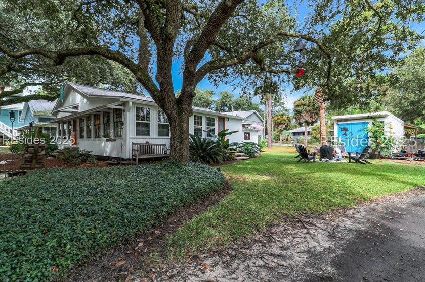 11 Whiting Street is the quintessential Brighton Beach cottage - photo 34