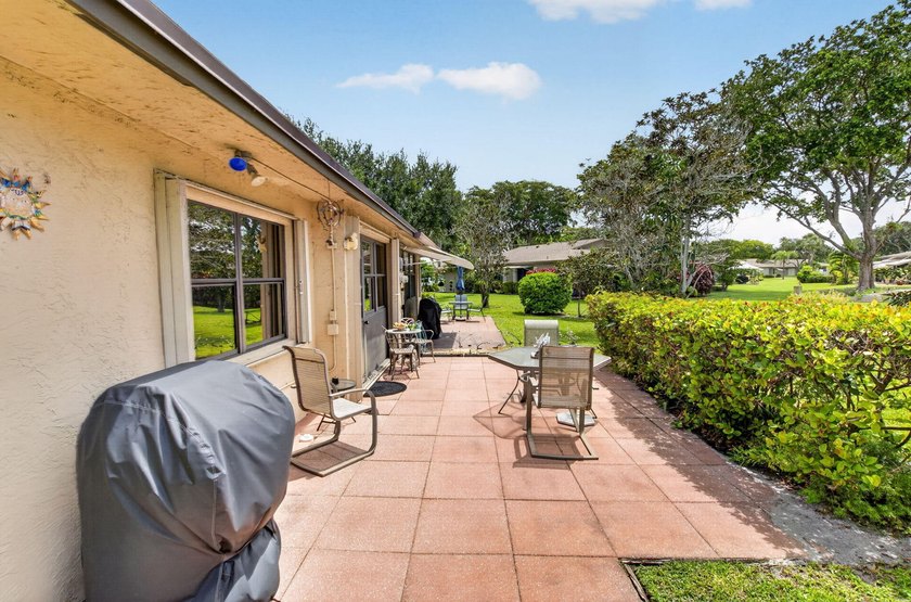 This charming 2 bedroom, 2 bathroom villa offers comfortable - photo 13