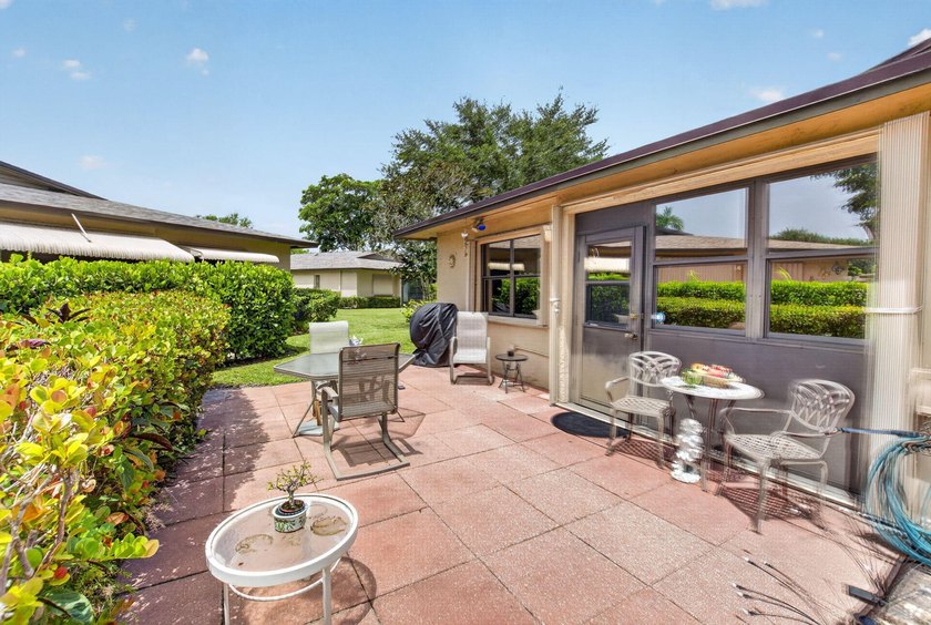 This charming 2 bedroom, 2 bathroom villa offers comfortable - photo 14