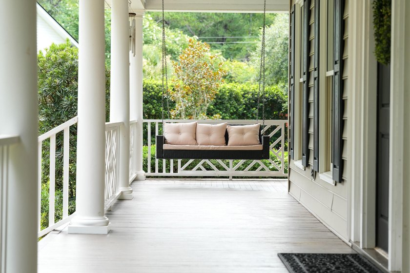 Experience an idyllic Lowcountry lifestyle in Gift Plantation - photo 5