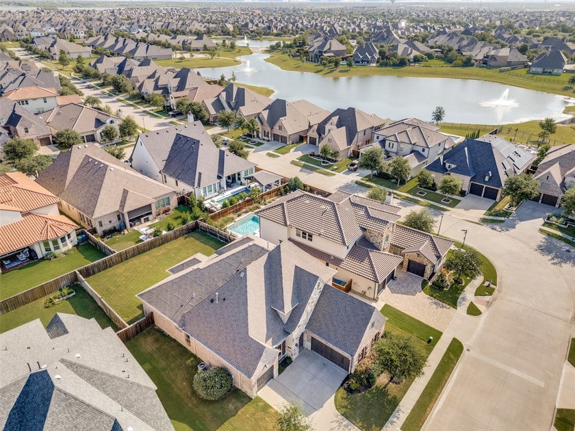 Welcome to 2817 Links, nestled in The Tribute Lake &amp; Golf Resort - photo 3