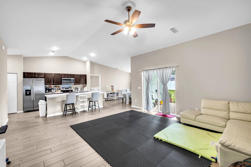 Welcome to this beautifully built 2023 CBS home offering modern - photo 8