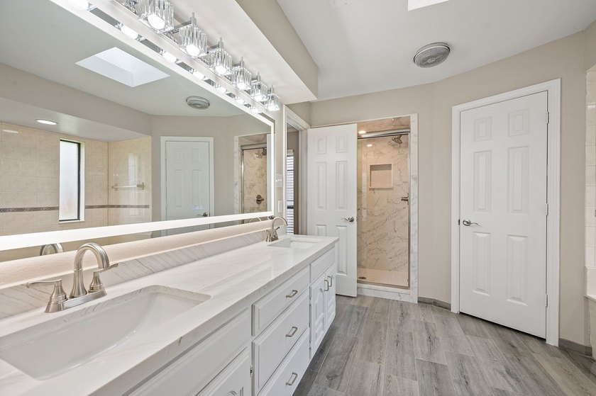 Welcome home to this beautiful 4 bedroom, 3 bathroom 1 story - photo 26