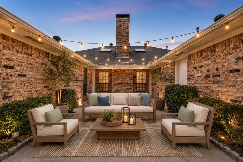 Welcome home to this beautiful 4 bedroom, 3 bathroom 1 story - photo 35