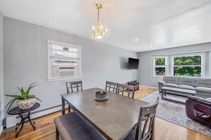 Welcome to your bright and inviting 3-bedroom, 2-bath ranch - photo 10