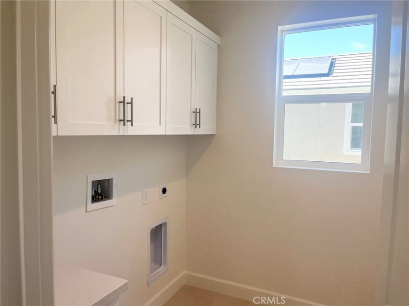 Brand new home within 15 minutes from the beach. This two level - photo 13