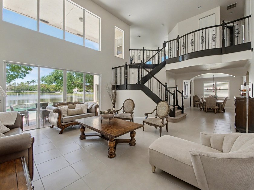 This stunning 5-bedroom, 4-bathroom residence offers the perfect - photo 3