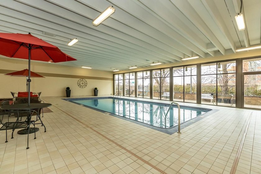 Take in sweeping 9th-floor views and a comfortable, easy-living - photo 28