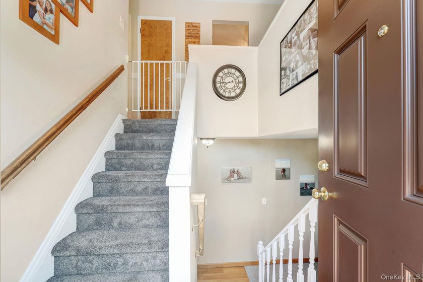 Tucked into one of Middletown's most well-kept and welcoming - photo 4