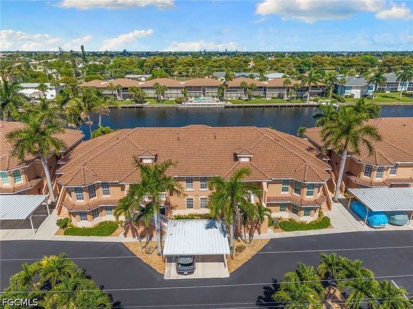 Quick Gulf Access for this turnkey furnished 2-bedroom, 2-bath - photo 2