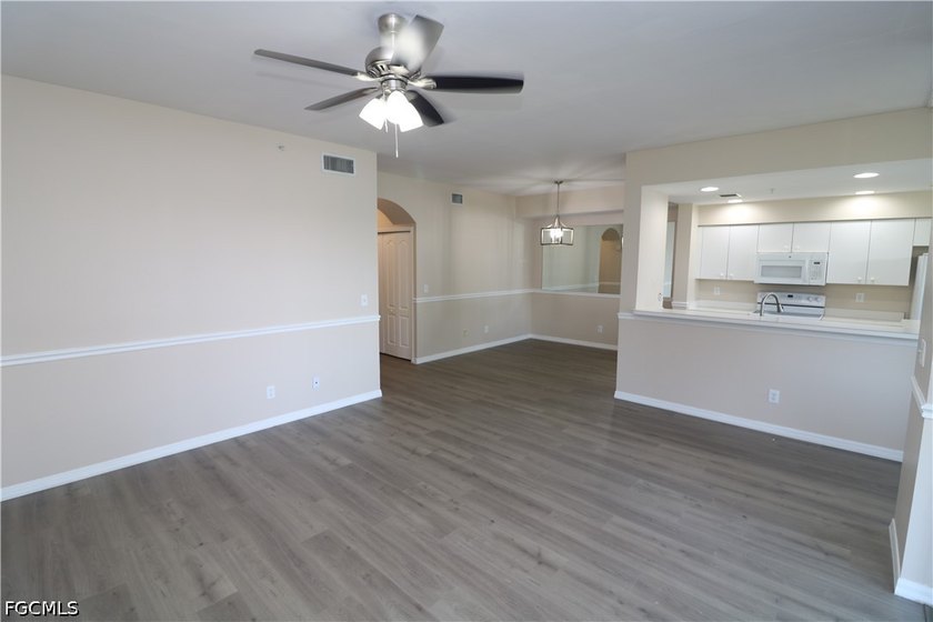 Welcome to Heritage Cove, one of Fort Myers' premier 55+ gated - photo 7