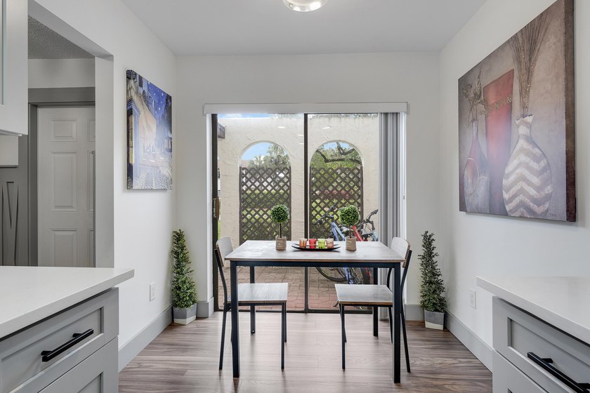 This stunning two-story residence has been completely remodeled - photo 7
