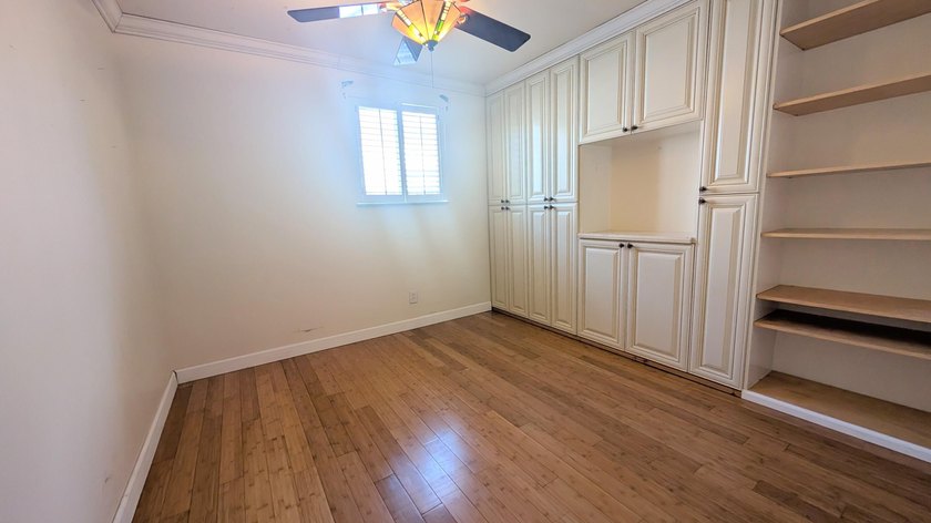 Great opportunity to own a 2-bedroom, 2-bath home in a highly - photo 18