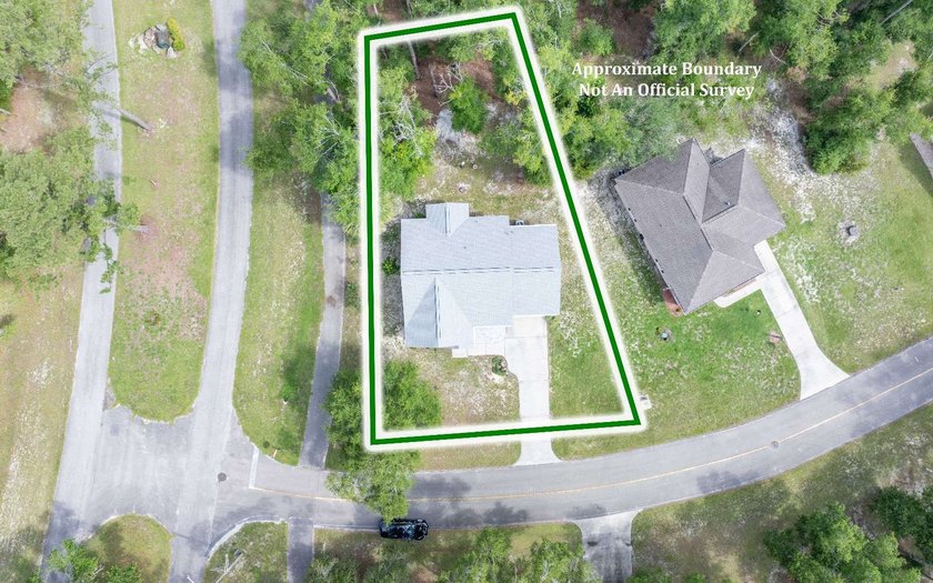Lovely home on a corner lot in a 55+community. This home offers - photo 20