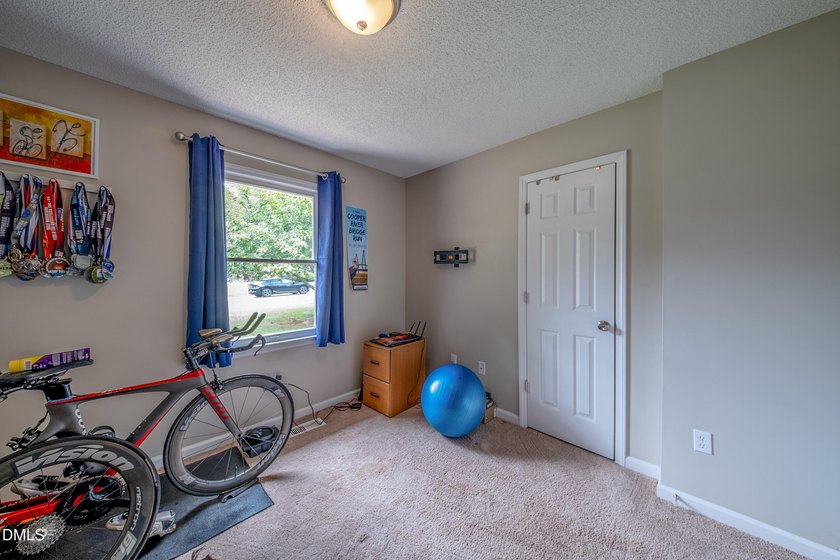 One level three bedroom, two bath ranch with flat, fenced back - photo 22