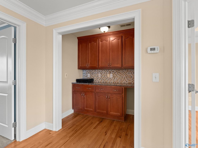 NEW PRICE! OPEN HOUSE 7/12 2-4 PM! Beautiful 5 bedroom/5 bath - photo 26