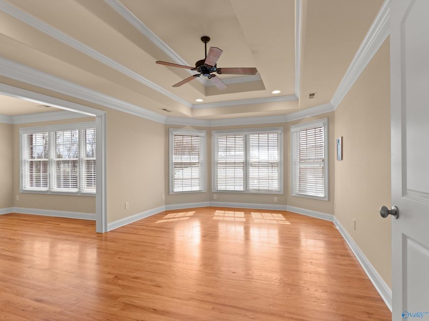 NEW PRICE! OPEN HOUSE 7/12 2-4 PM! Beautiful 5 bedroom/5 bath - photo 27