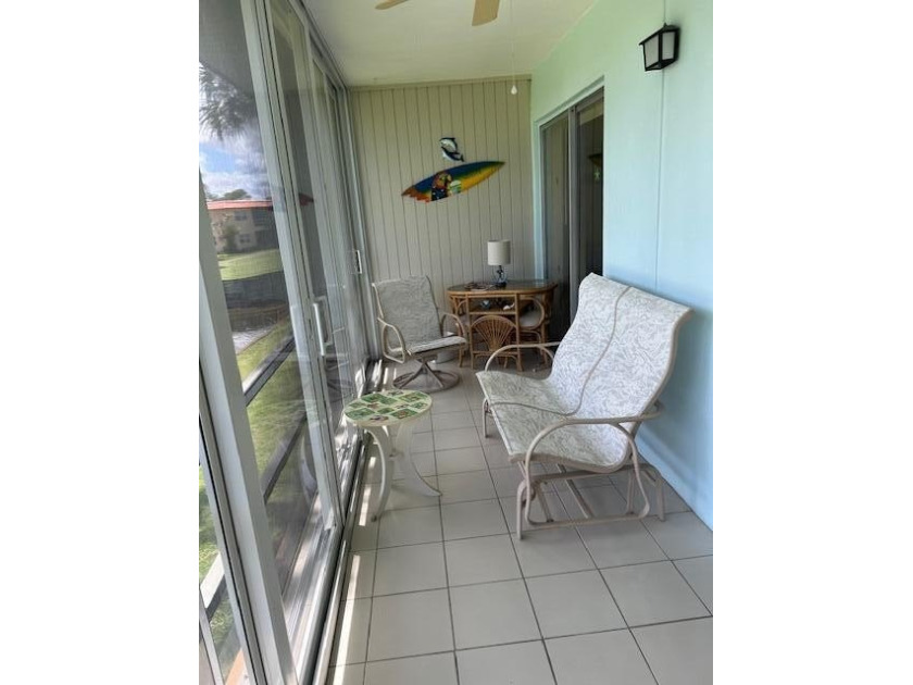 This a fantastic updated unit with 1 full bathroom and 1/2 bath - photo 24