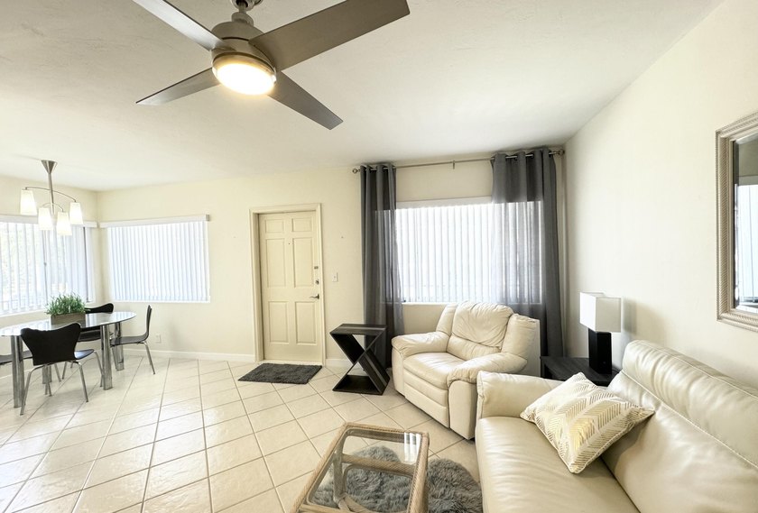 Beautifully upgraded and spacious 2-bedroom, 2-bath condo - photo 4